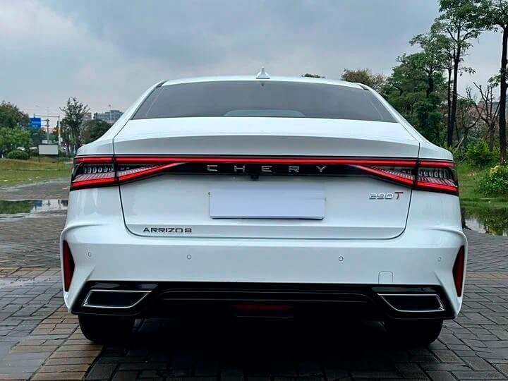 В аренду Cherry Arrizo 8